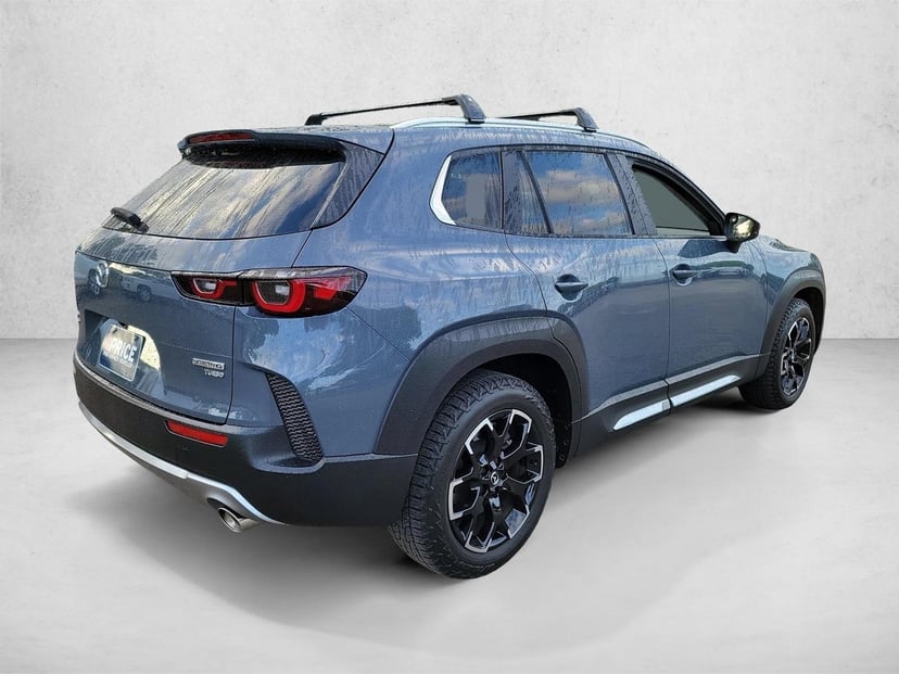 2023 Mazda CX-50 - Image 5