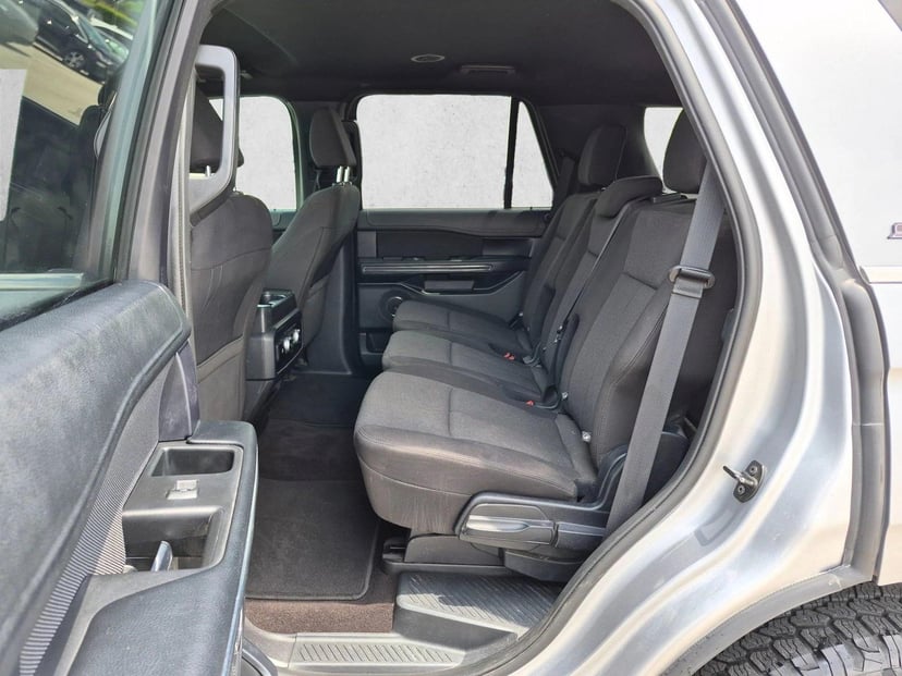 2021 Ford Expedition - Image 19