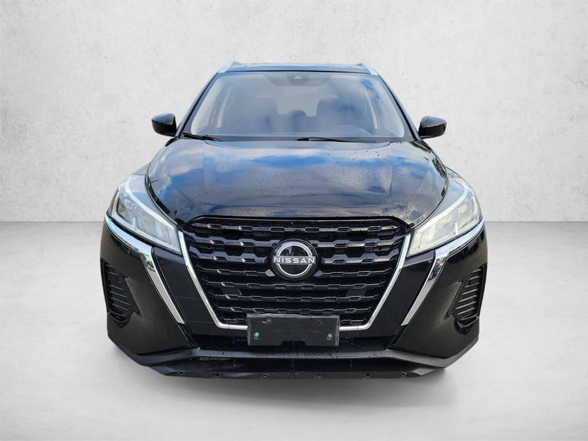2023 Nissan Kicks - Image 2
