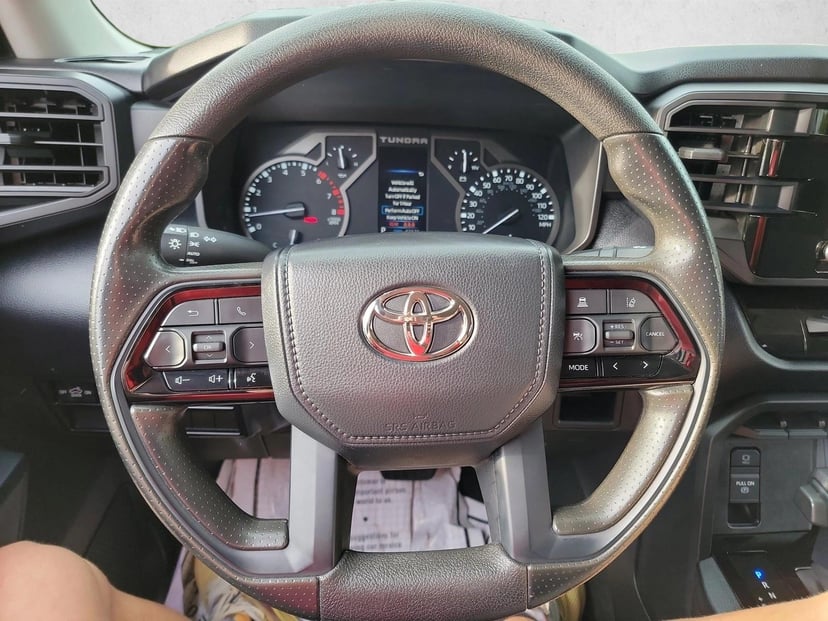2023 Toyota Tundra - Image 19