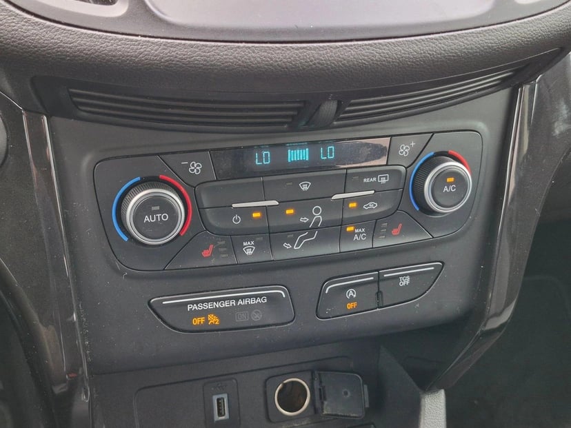 2019 Ford Escape - Image 13