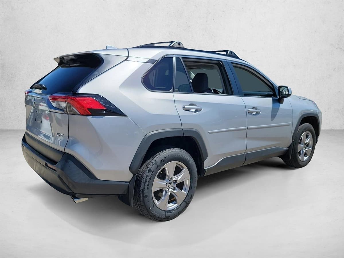 2023 Toyota RAV4 - Image 4