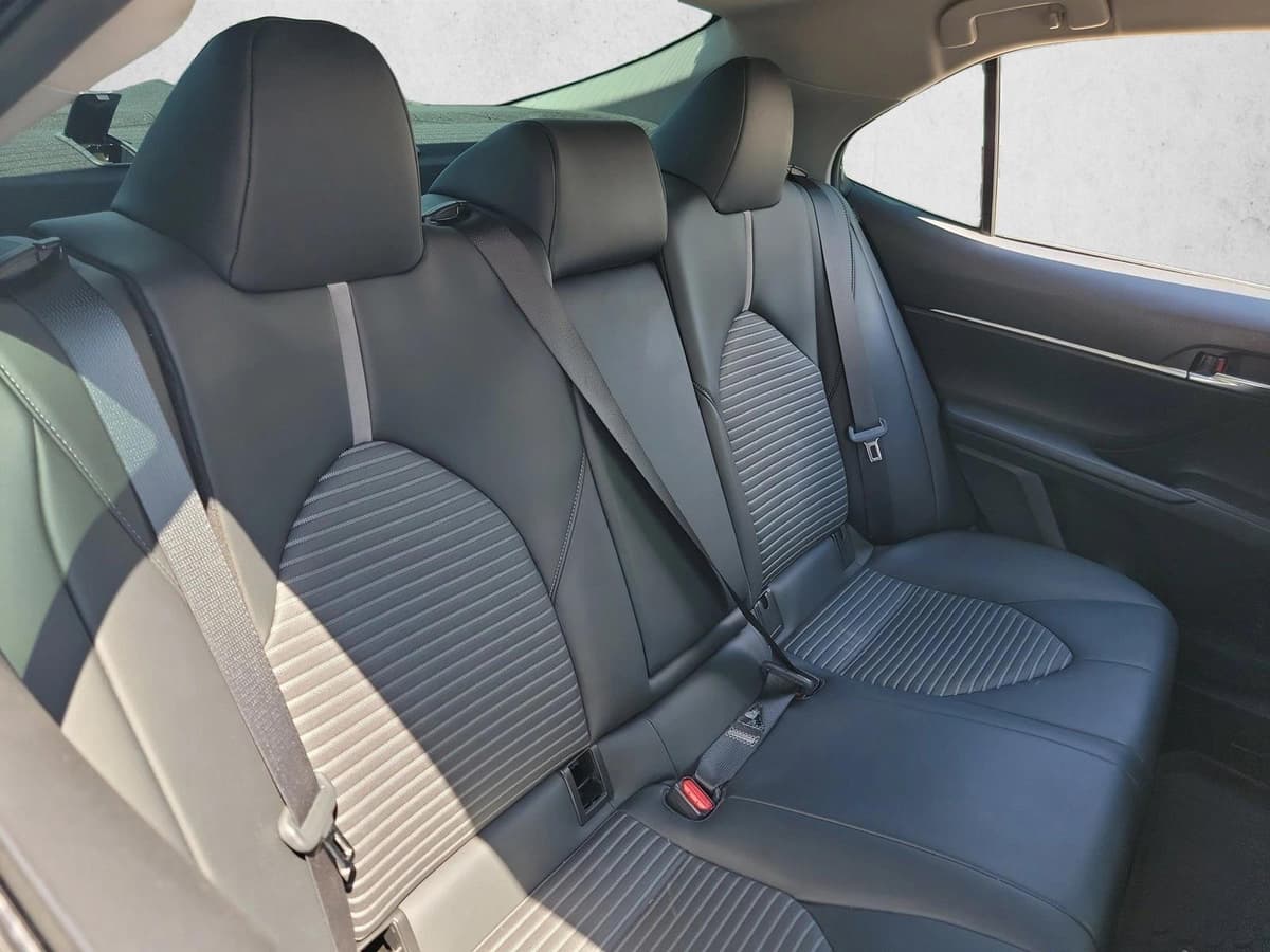 2022 Toyota Camry - Image 13