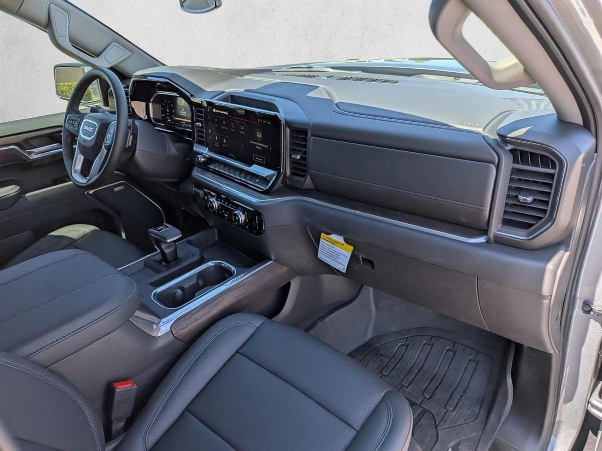 2026 GMC Sierra 1500 - Image 22