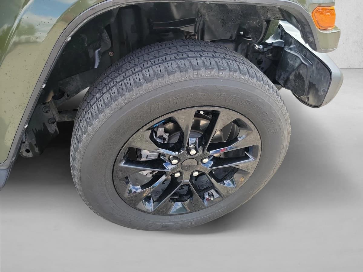 2022 Jeep Wrangler Unlimited 4xe - Image 11