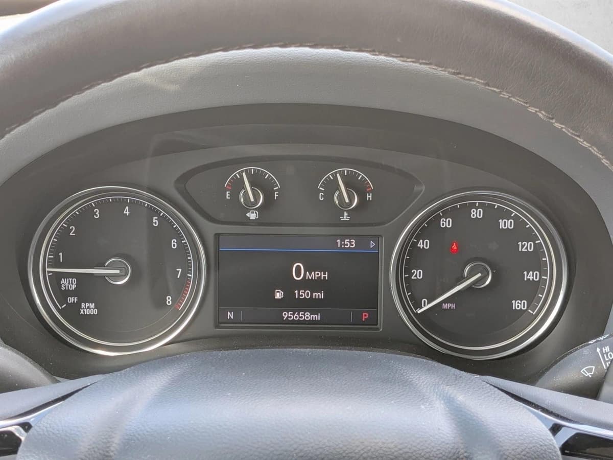 2022 Buick Enclave - Image 11