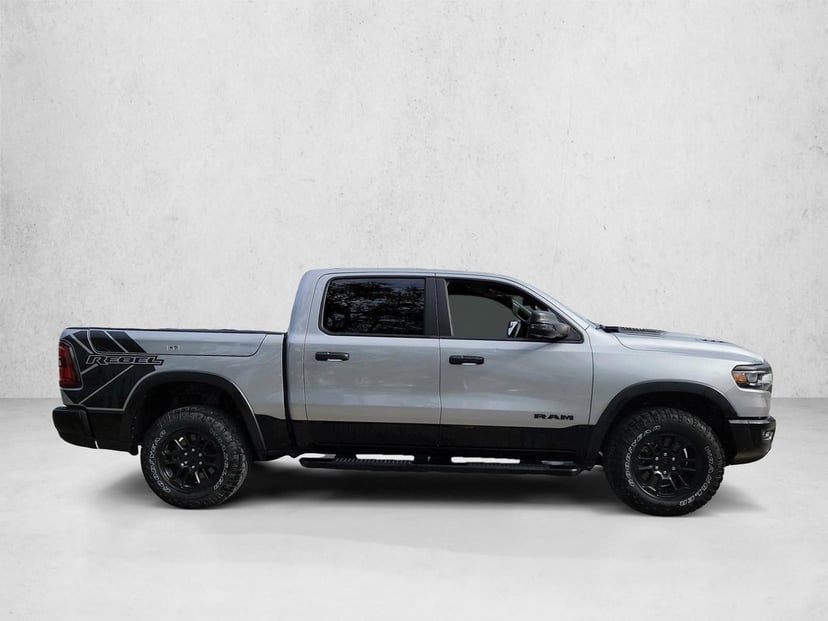 2025 Ram 1500 - Image 4