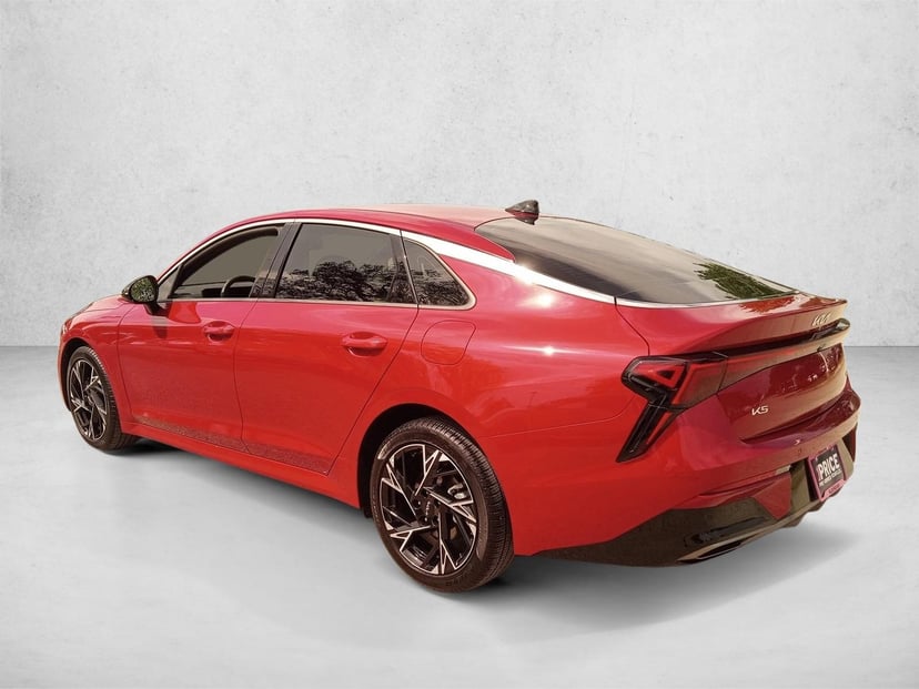 2025 Kia K5 - Image 7
