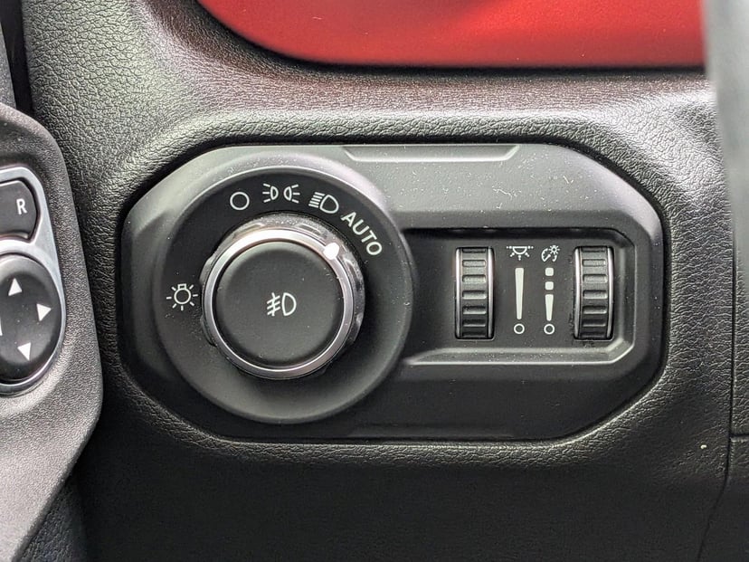 2019 Jeep Wrangler - Image 16