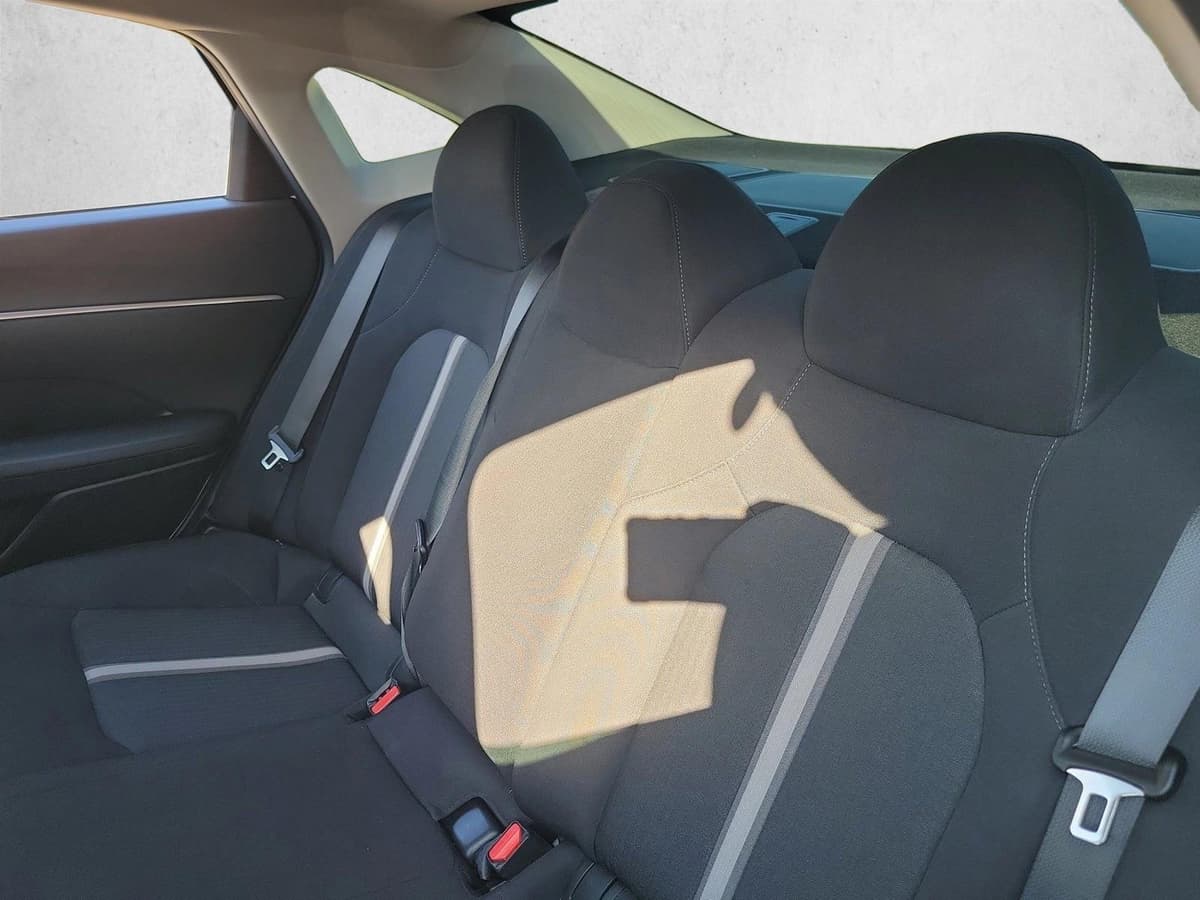 2023 Hyundai Sonata Hybrid - Image 14