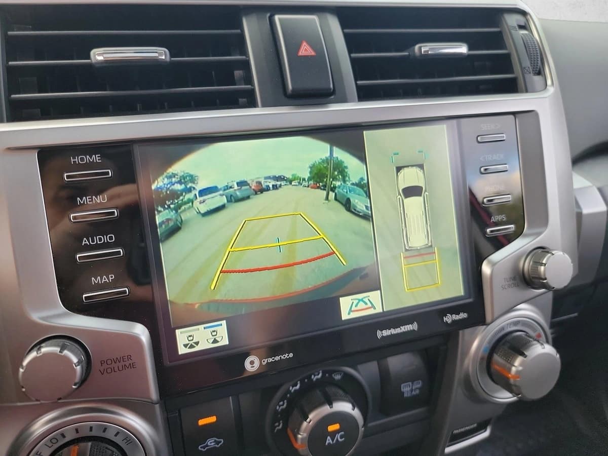 2023 Toyota 4Runner - Image 25