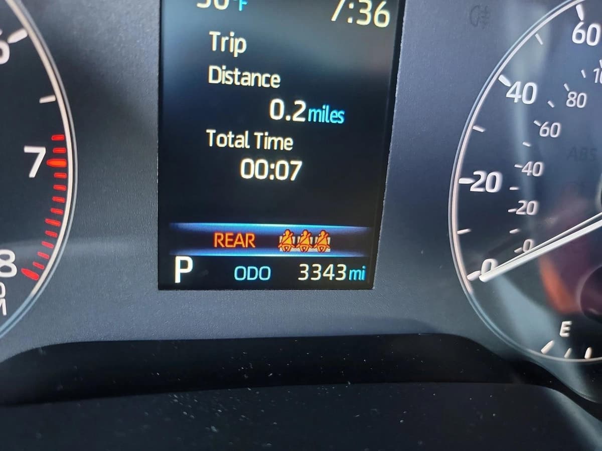 2025 Toyota Corolla - Image 21