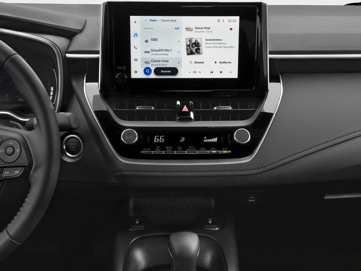 2026 Toyota Corolla - Image 7