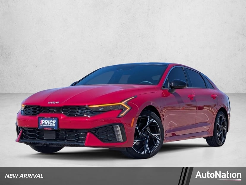 2025 Kia K5 - Image 2