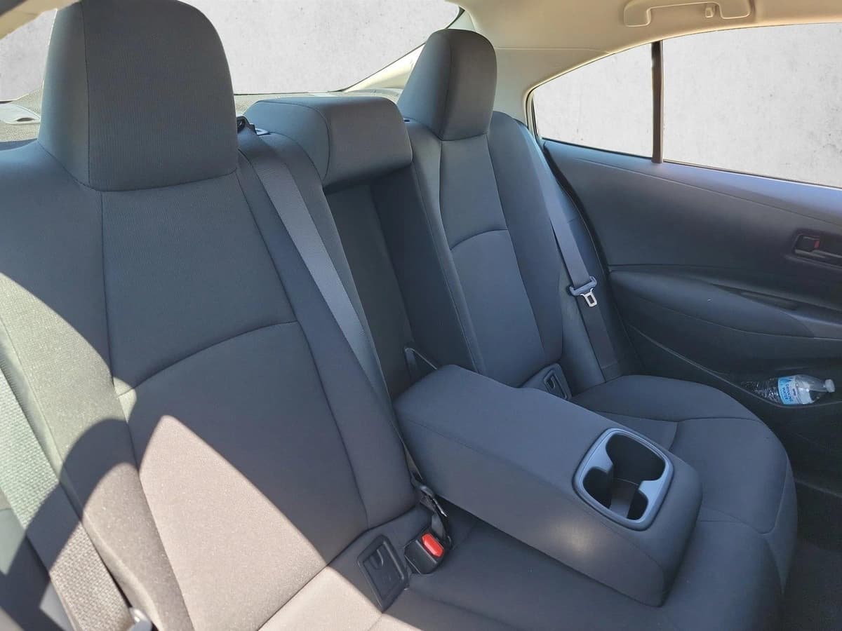 2025 Toyota Corolla - Image 16