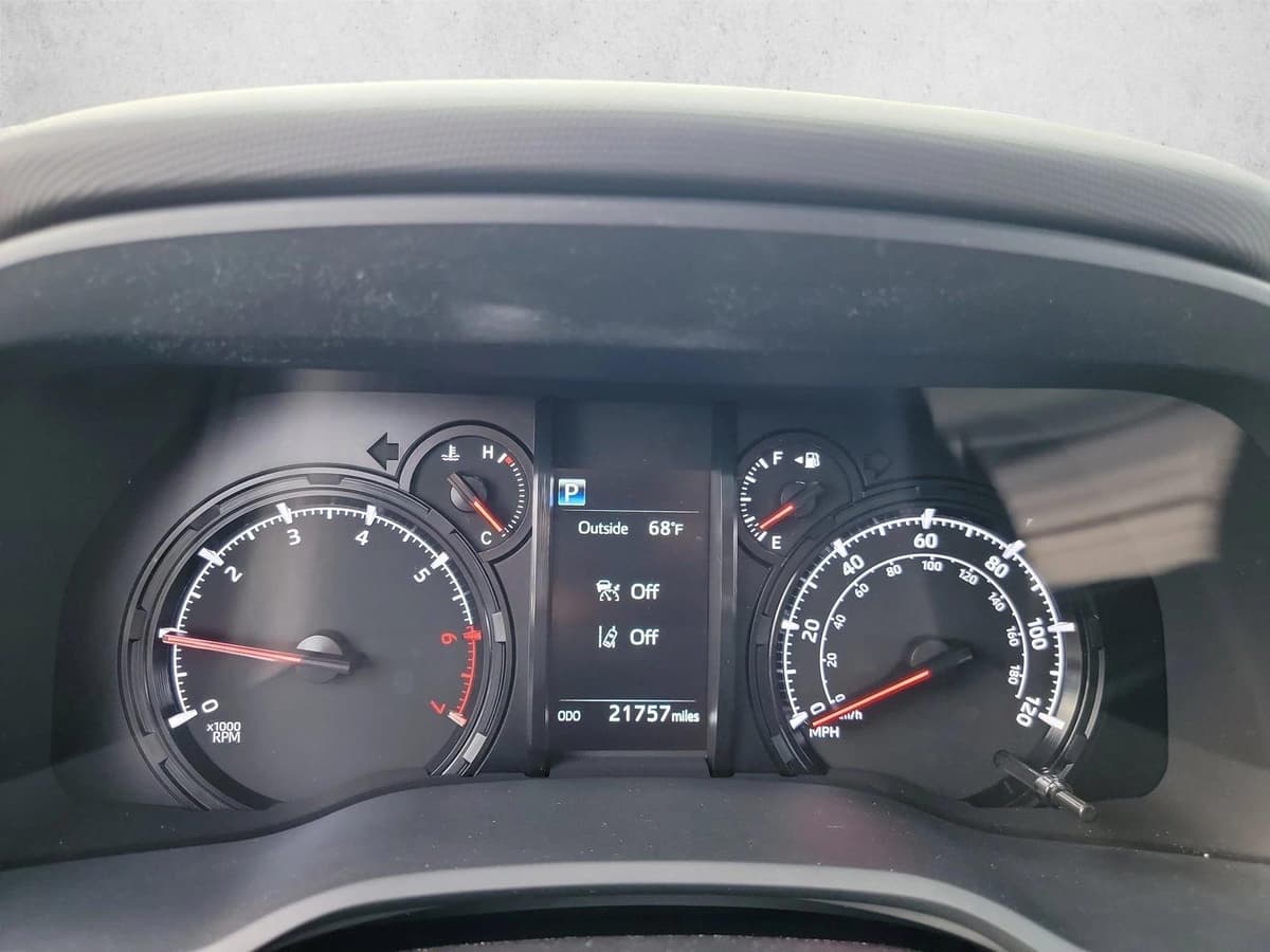 2023 Toyota 4Runner - Image 21