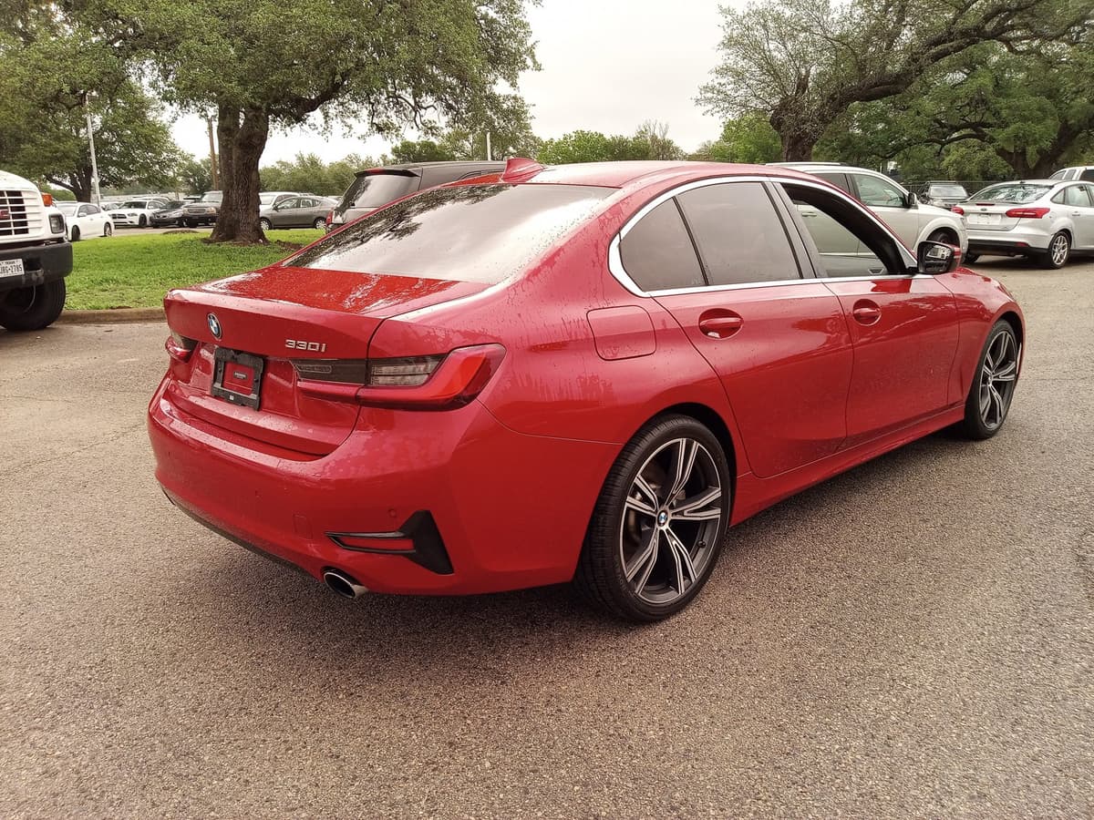 2019 BMW 330i - Image 5