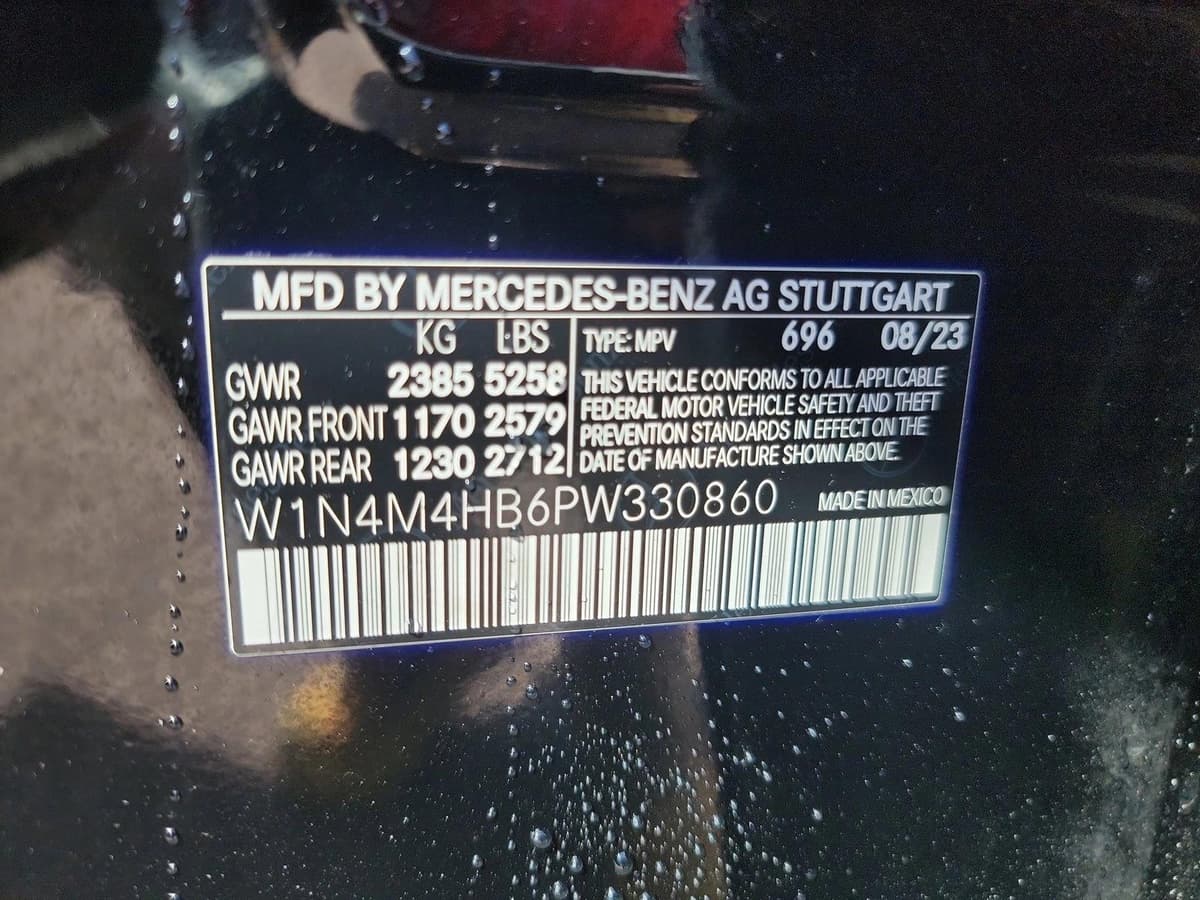 2023 Mercedes-Benz GLB 250 - Image 24