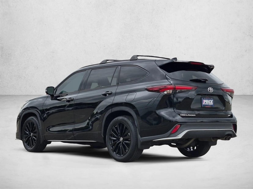 2024 Toyota Highlander - Image 8