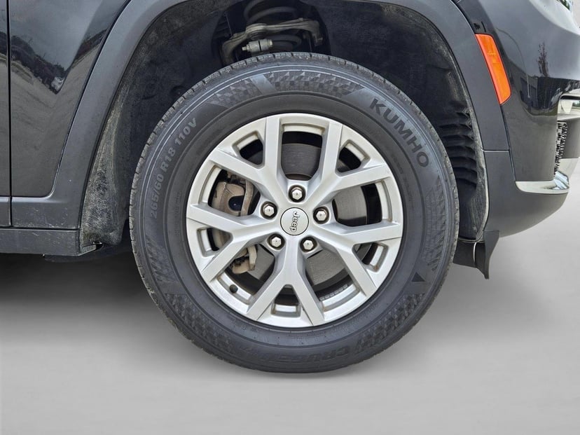 2023 Jeep Grand Cherokee - Image 21
