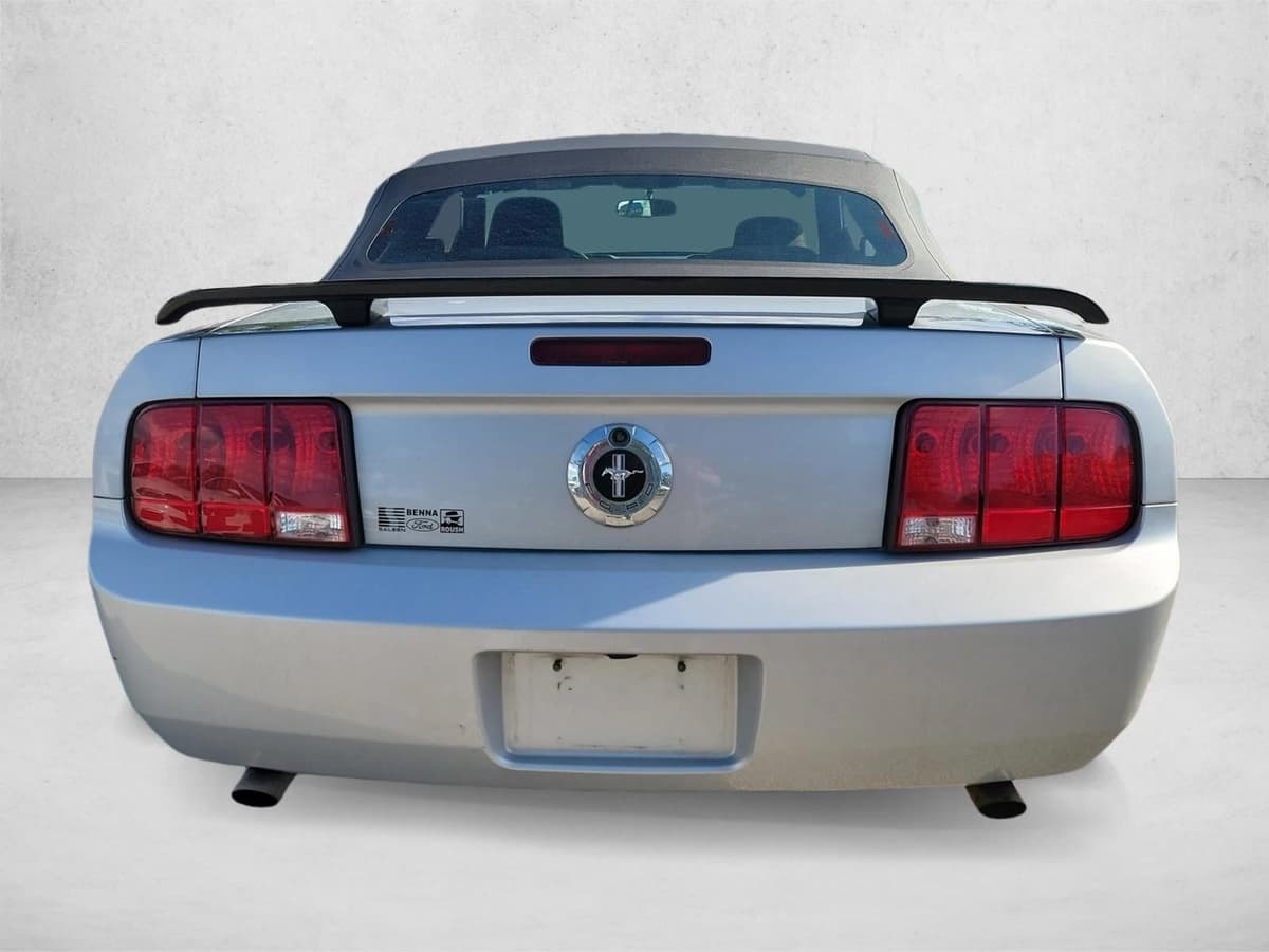 2007 Ford Mustang - Image 6