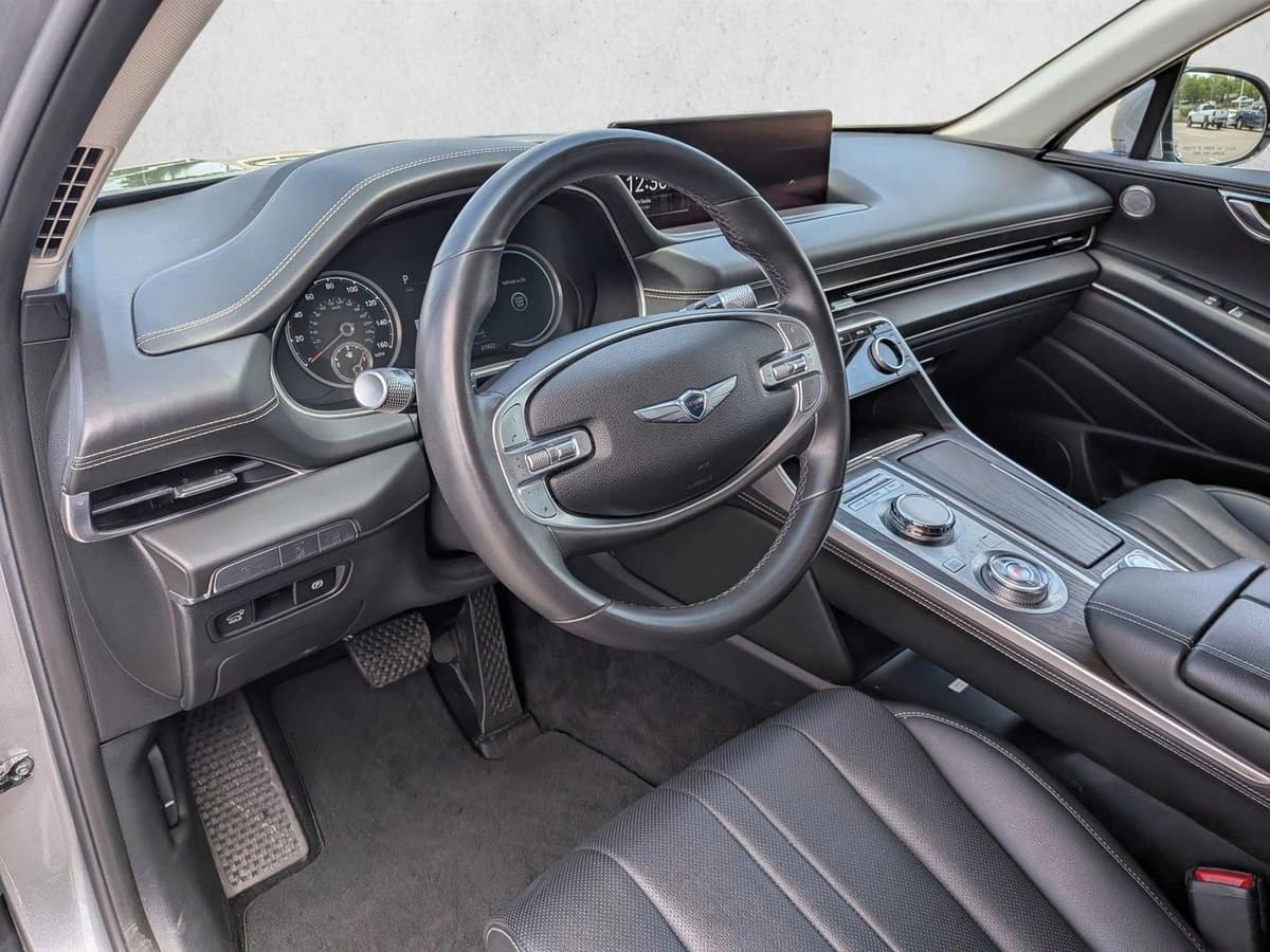 2024 Genesis GV80 - Image 9