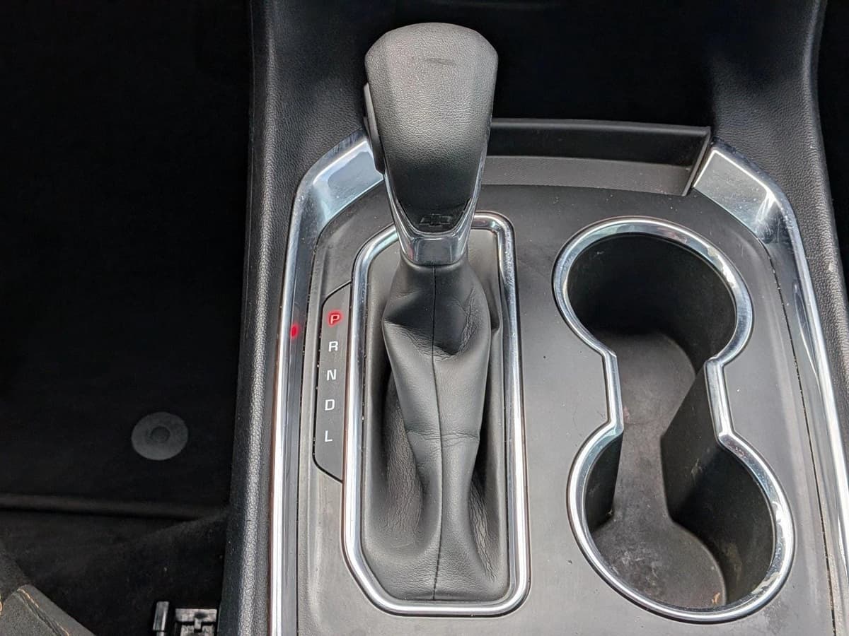 2021 Chevrolet Traverse - Image 16