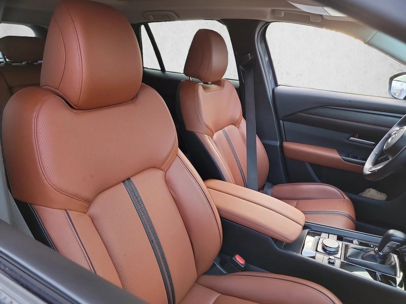 2023 Mazda CX-50 - Image 15