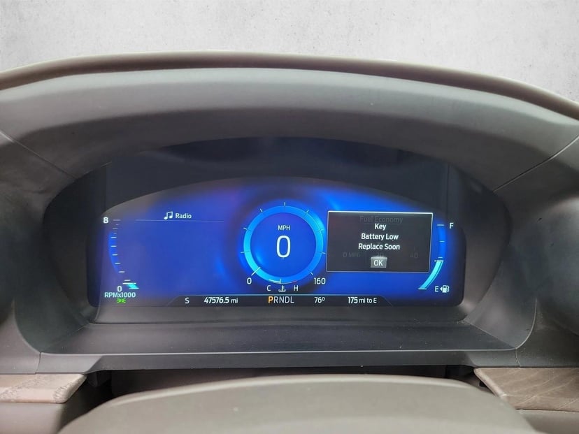 2022 Ford Explorer - Image 19