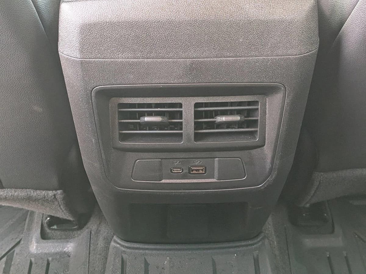 2024 Chevrolet Colorado - Image 17