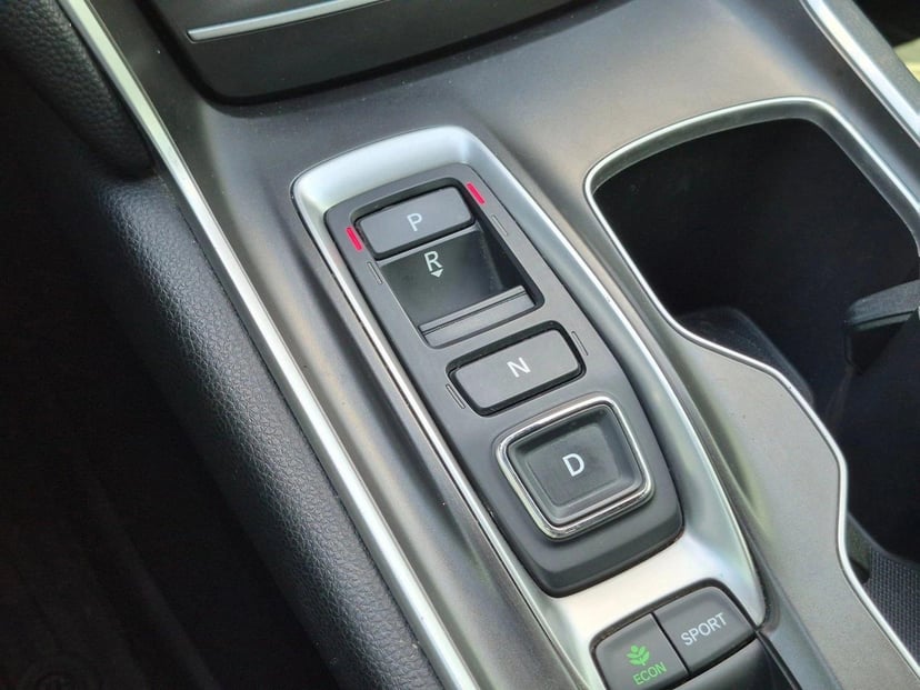 2022 Honda Accord - Image 15