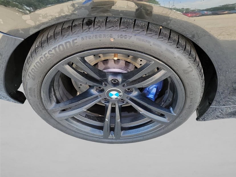 2018 BMW M4 - Image 11
