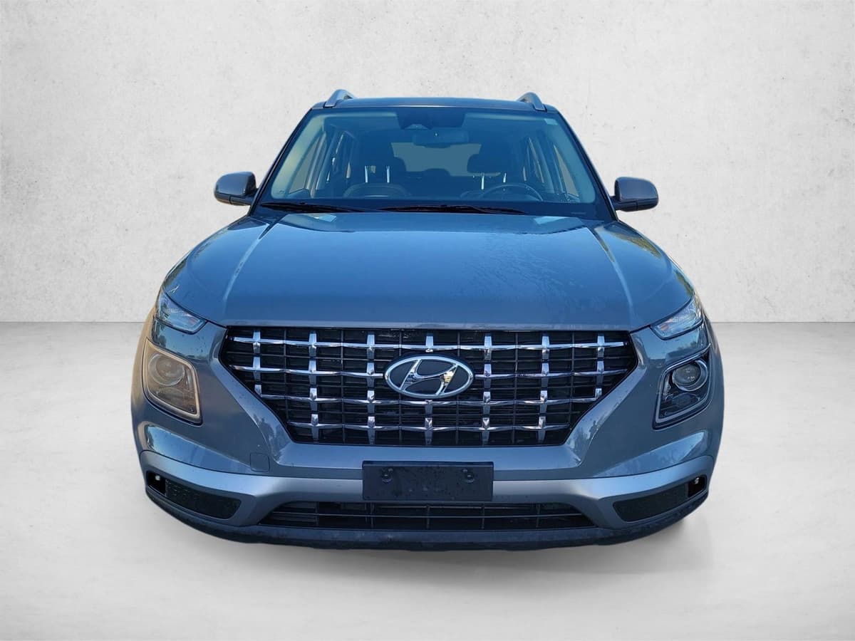 2023 Hyundai Venue - Image 2