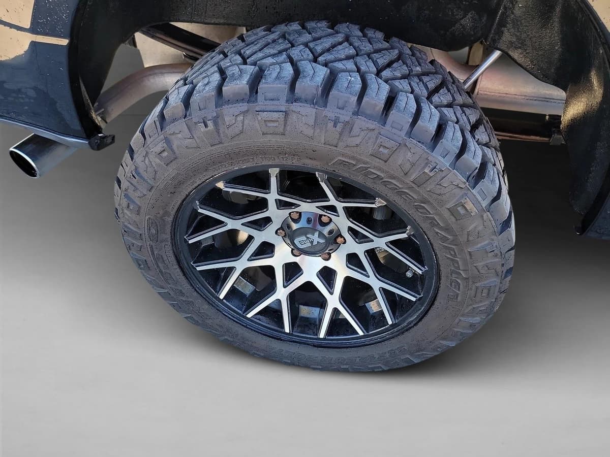 2016 Ford F-150 - Image 11