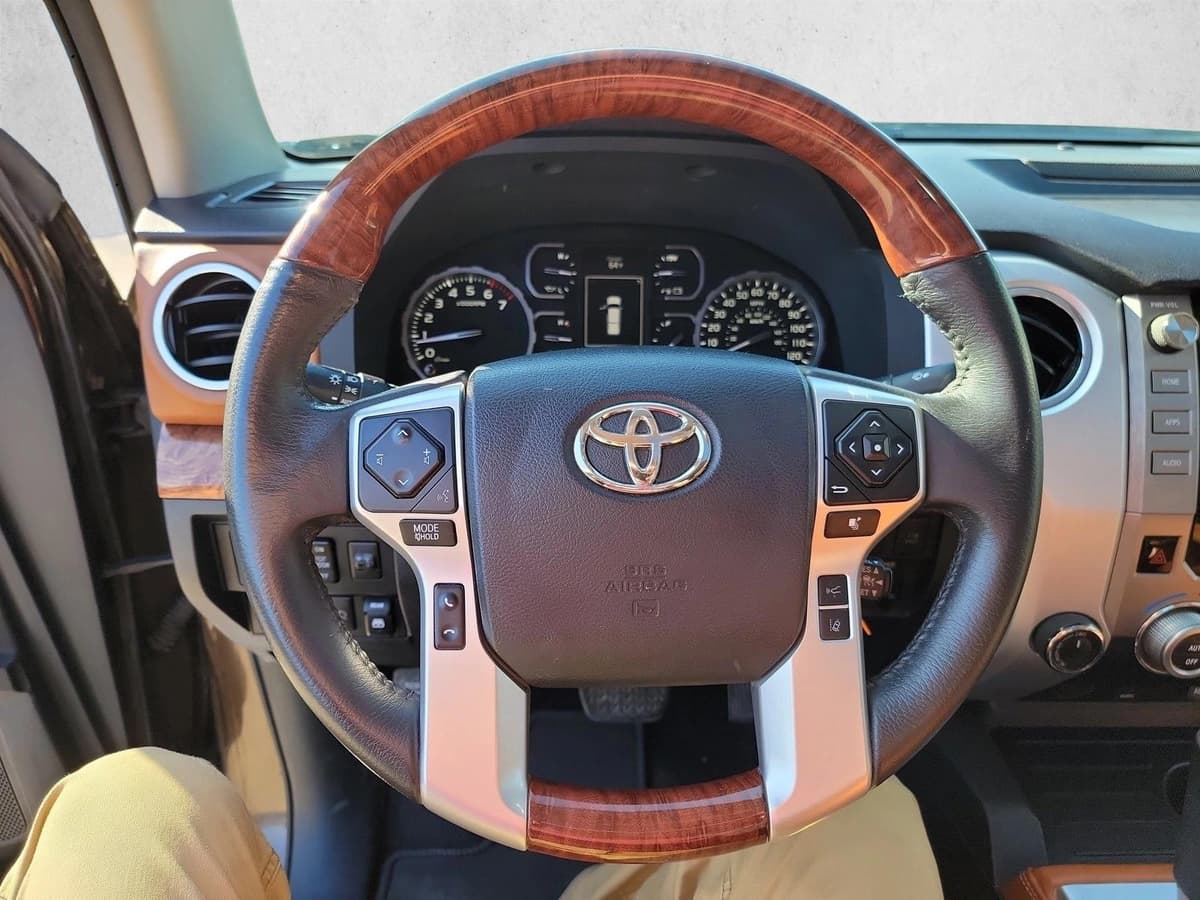 2018 Toyota Tundra - Image 21