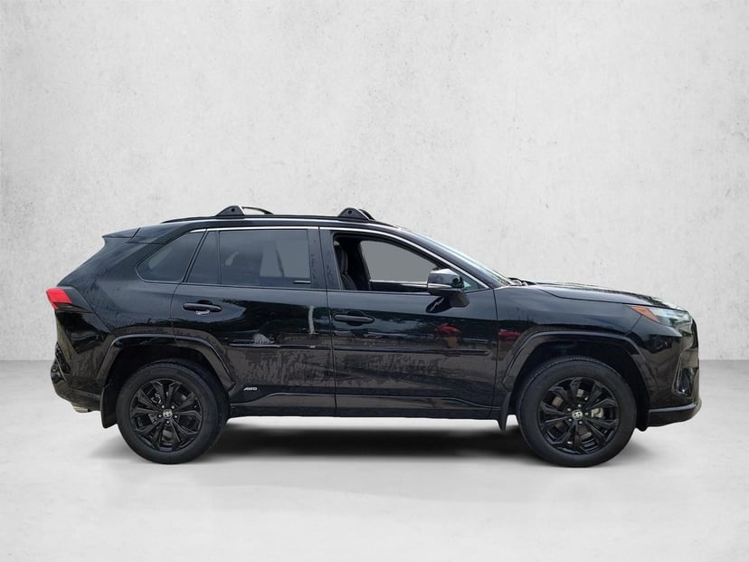 2025 Toyota RAV4 Hybrid - Image 4