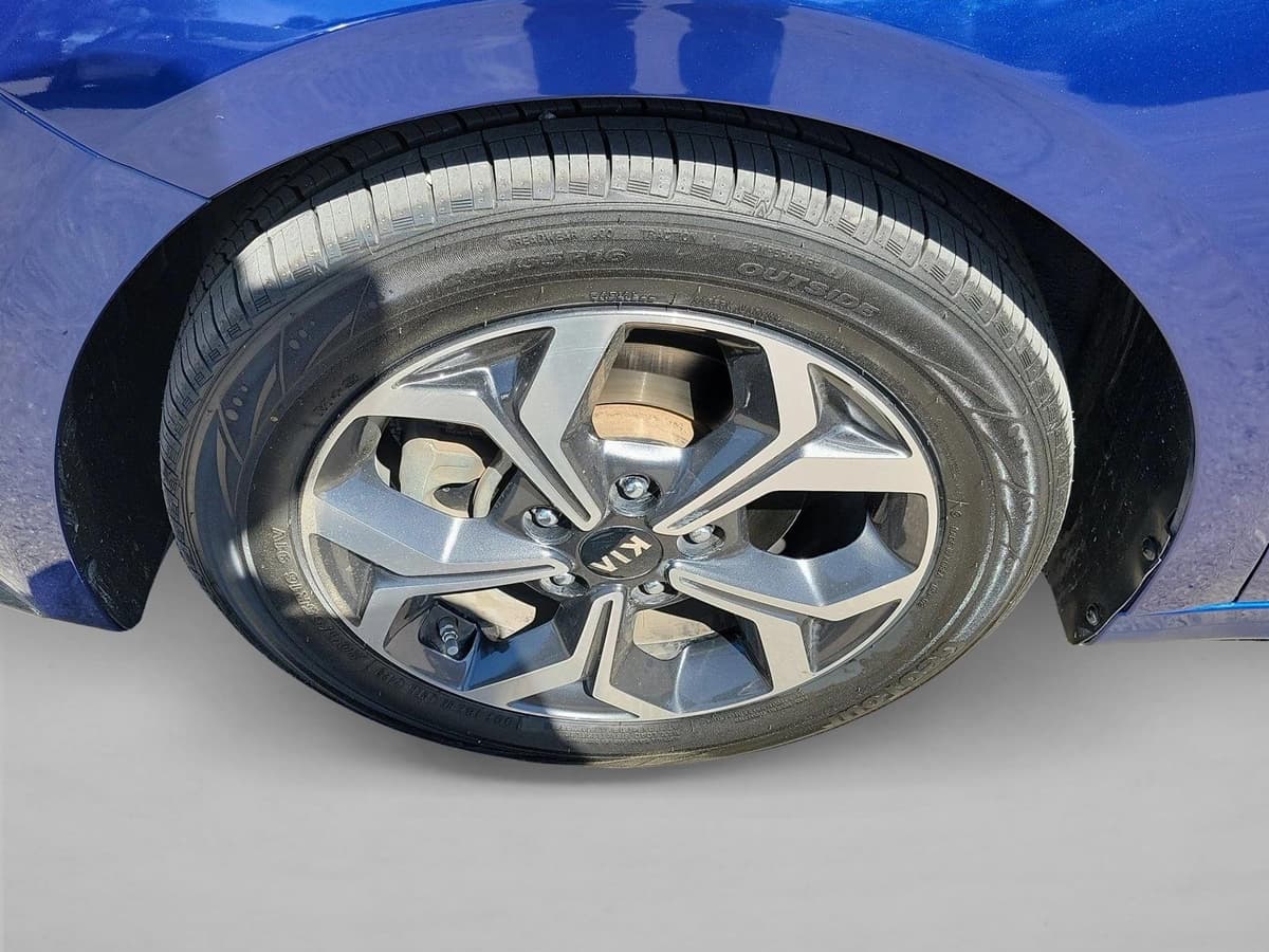 2020 Kia Forte - Image 9