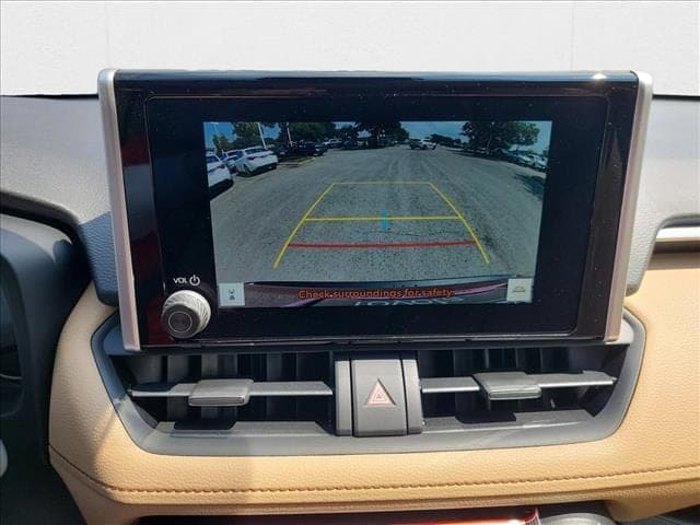 2025 Toyota RAV4 Hybrid - Image 23