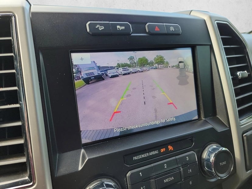 2019 Ford F-150 - Image 25