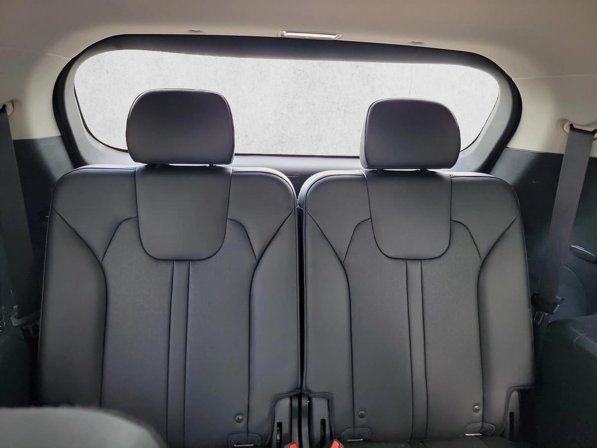 2022 Kia Sorento - Image 12