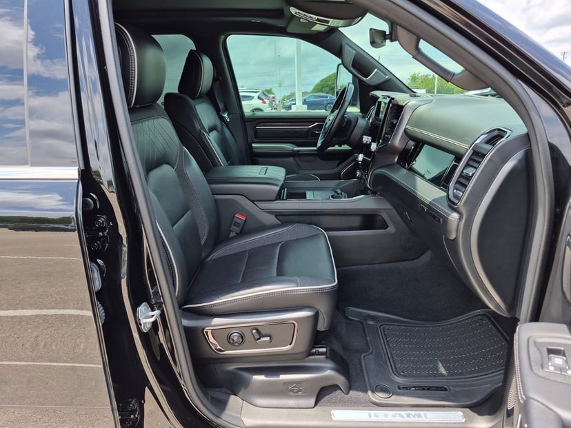 2025 Ram 1500 - Image 21