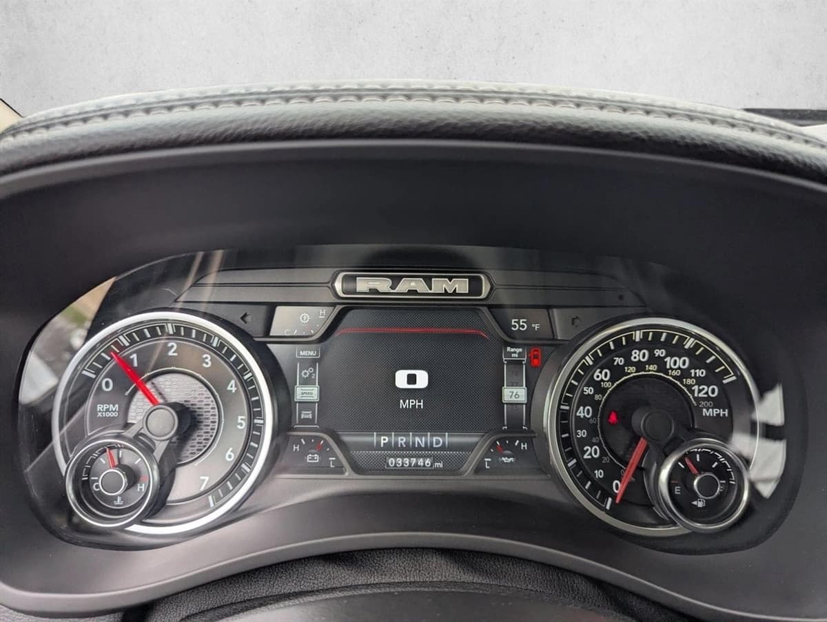 2022 Ram 2500 - Image 12