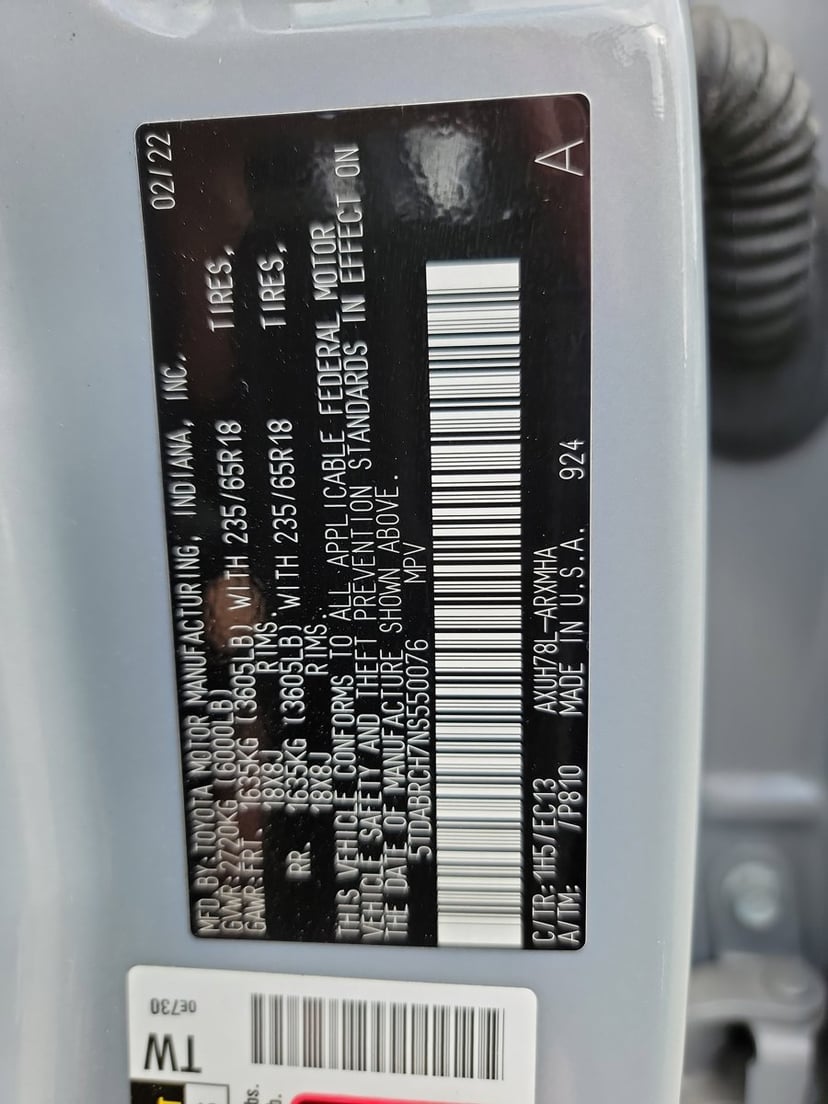 2022 Toyota Highlander Hybrid - Image 23