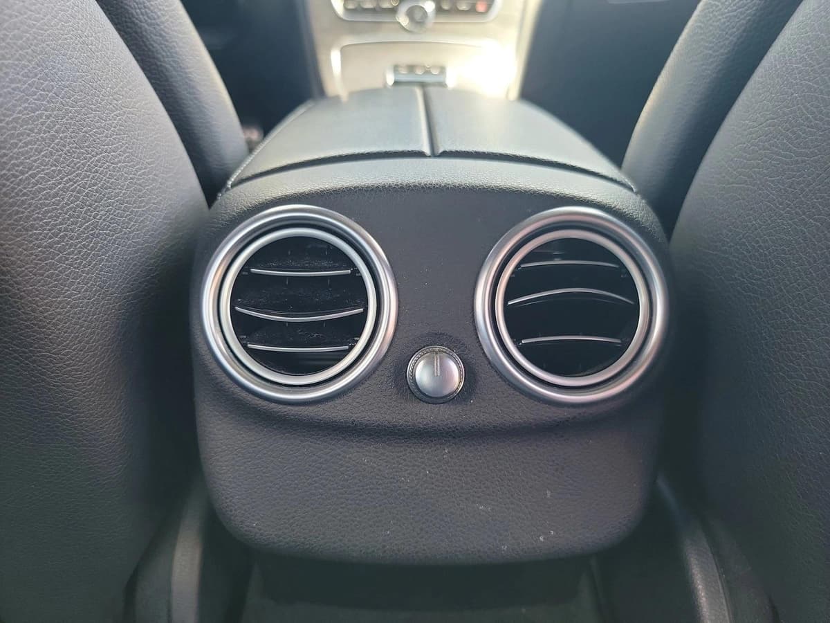 2015 Mercedes-Benz C-Class - Image 14