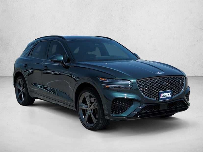 2023 Genesis GV70 - Image 3