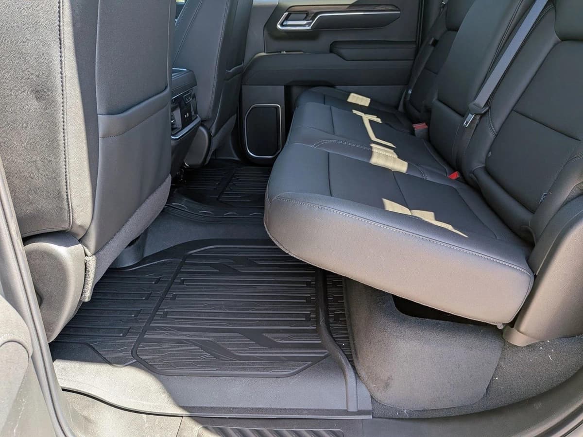 2026 GMC Sierra 1500 - Image 18