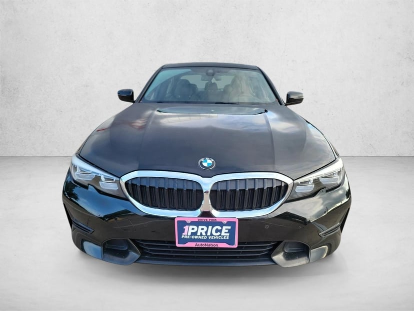 2020 BMW 330i - Image 2