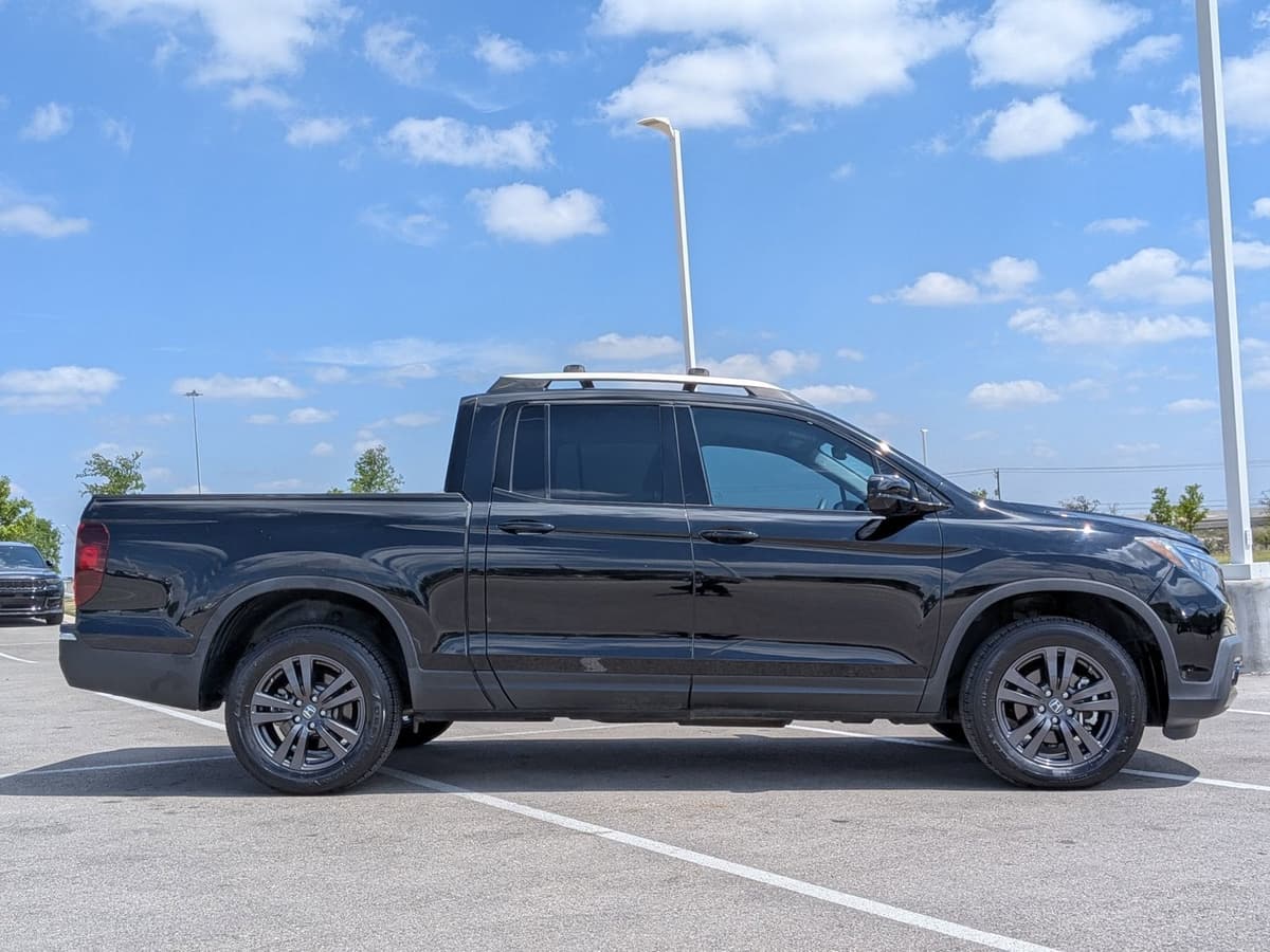 2020 Honda Ridgeline - Image 4