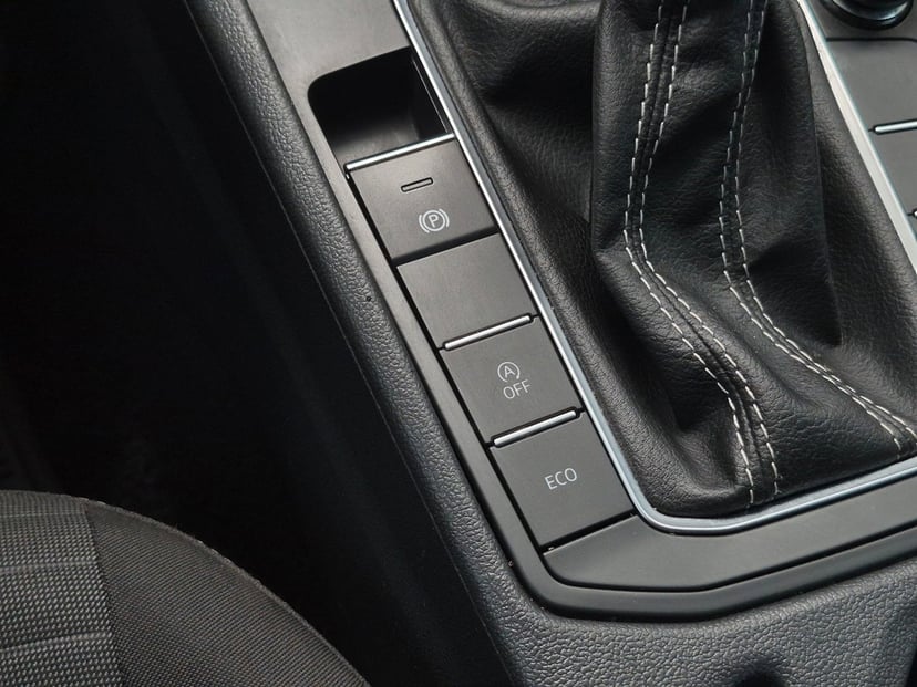 2022 Volkswagen Jetta - Image 14