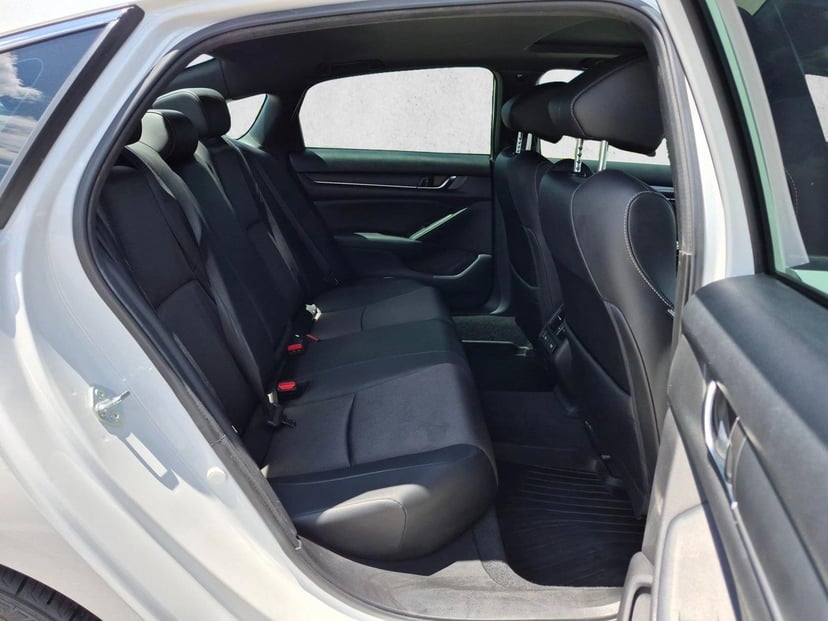 2022 Honda Accord - Image 21